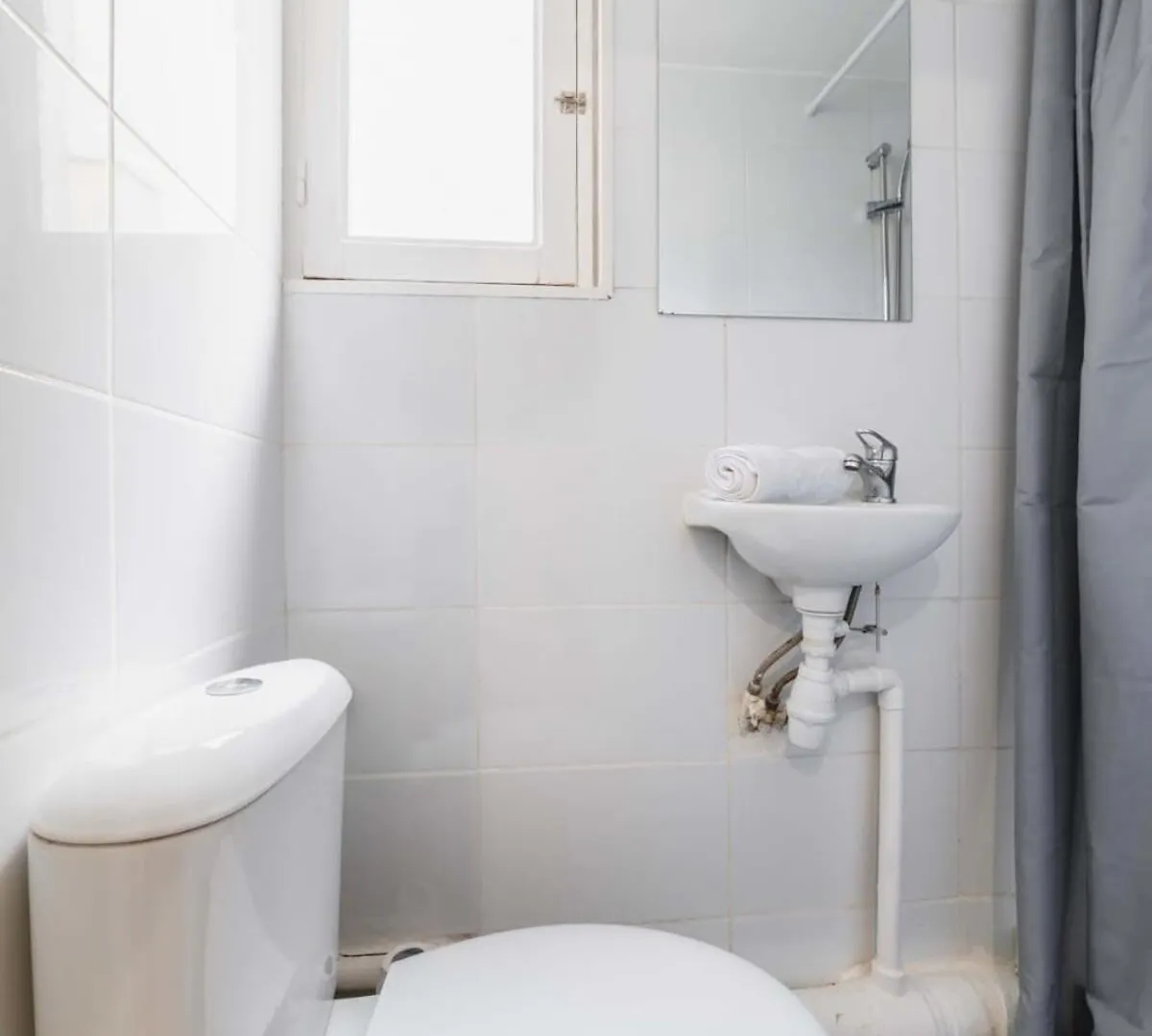 Appartement Calme Montmartre - Paris 18 - 2P - Flat-Guest 0*,  France